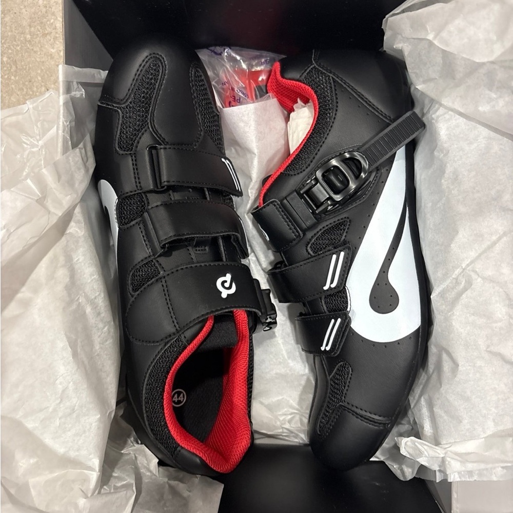 Black and White Athletic Cycling Shoes